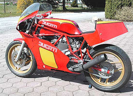 DucatiTT1-Lars-Lindenberg-02